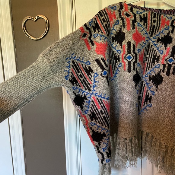 NWOT Sweater - Picture 4 of 4